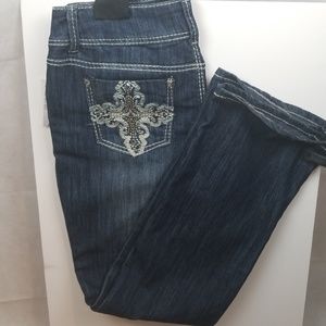 NWT Absolutely famous Destructed Jeans size 14